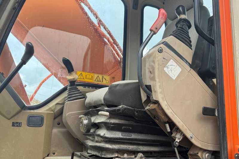 OmecoHub - Immagine DOOSAN SOLAR225NLCV